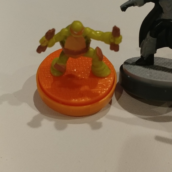 4/$15 🌻 Set of 4 Teenage Mutant Ninja Turtle Toys - Picture 3 of 5